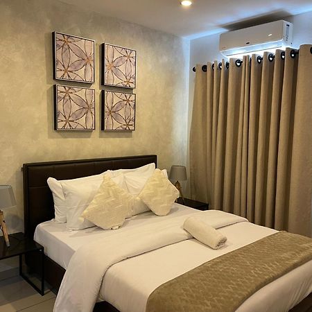 The Gallery Suites By Olive Gold Acra Exterior foto